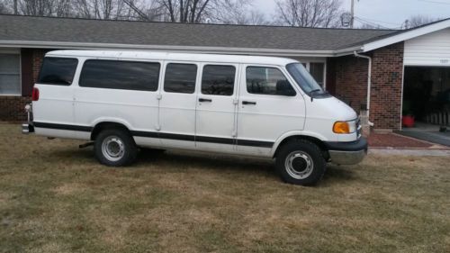 2002 dodge ram van 3500 15 passanger