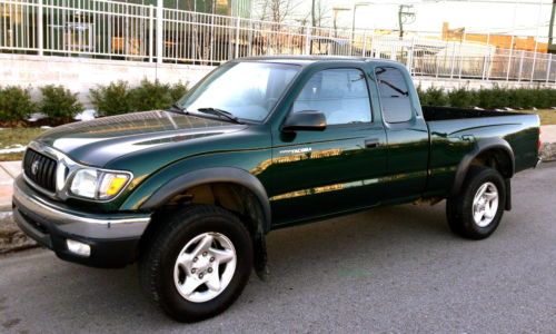 2001 toyota tacoma 4x4  extended cab only 82k &#034;extra clean- well kept&#034;  5-speed