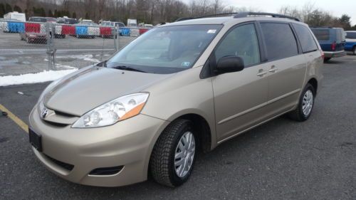 NO RESERVE ALL POWER NEW 4 WINTER TIRES AUTO SLIDING DOOR 6CD CHANGER SERVICED, image 2