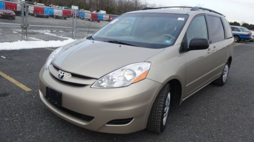 NO RESERVE ALL POWER NEW 4 WINTER TIRES AUTO SLIDING DOOR 6CD CHANGER SERVICED, image 6