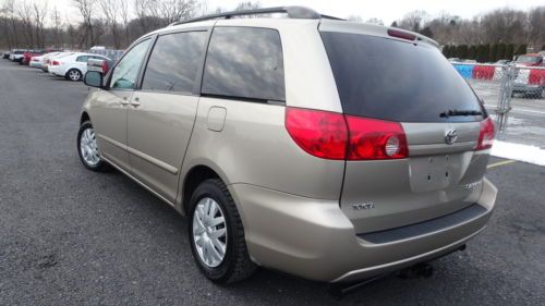 NO RESERVE ALL POWER NEW 4 WINTER TIRES AUTO SLIDING DOOR 6CD CHANGER SERVICED, image 12