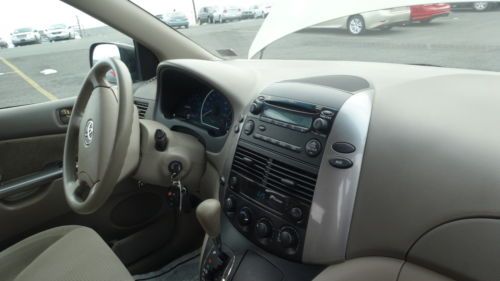 NO RESERVE ALL POWER NEW 4 WINTER TIRES AUTO SLIDING DOOR 6CD CHANGER SERVICED, image 43