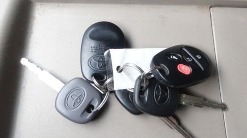 NO RESERVE ALL POWER NEW 4 WINTER TIRES AUTO SLIDING DOOR 6CD CHANGER SERVICED, image 62