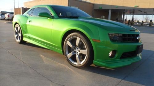 2011 chevrolet camaro ss coupe 2-door 6.2l