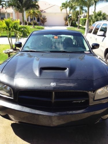 2007 dodge charger srt8 sedan 4-door 6.1l