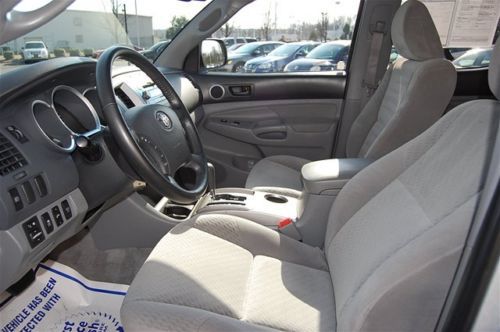 54K, silver, convenience package, SR5 package #2. carfax certified, image 15