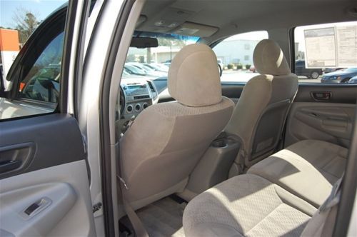 54K, silver, convenience package, SR5 package #2. carfax certified, image 26