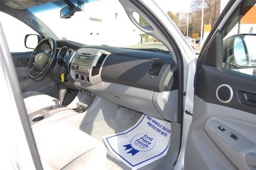 54K, silver, convenience package, SR5 package #2. carfax certified, image 35