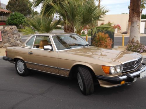 Nice California Mercedes Benz 560SL, image 2