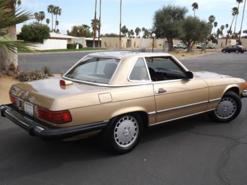 Nice California Mercedes Benz 560SL, image 3