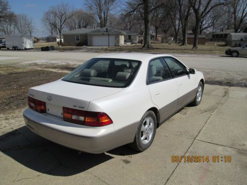 ES 300 ONE OWNER LIKE NEW, image 4