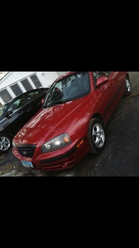 2004 hyundai elantra gt hatchback 5-door 2.0l dohc w/touchscreen