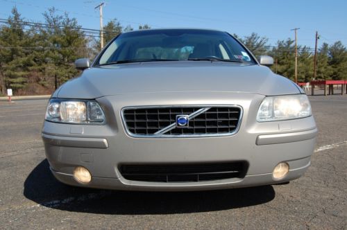 NO RESERVE.. 2 owner, 19 services, 2005 Volvo S-60 AWD, Leather, Moonroof, CD, image 4