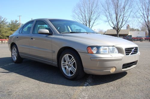 NO RESERVE.. 2 owner, 19 services, 2005 Volvo S-60 AWD, Leather, Moonroof, CD, image 6
