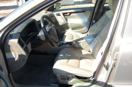 NO RESERVE.. 2 owner, 19 services, 2005 Volvo S-60 AWD, Leather, Moonroof, CD, image 19