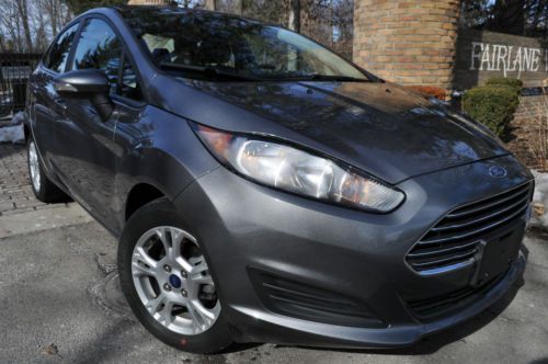 2014 ford feista se-sedan edition /clear title/ gas miser