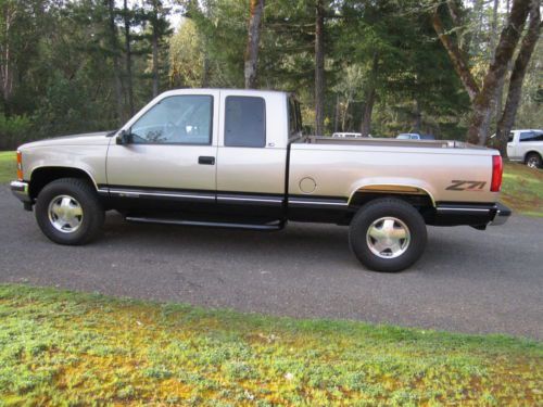 1999 chevrolet silverado x-cab 4x4 one owner 46,000 miles *** must see!!