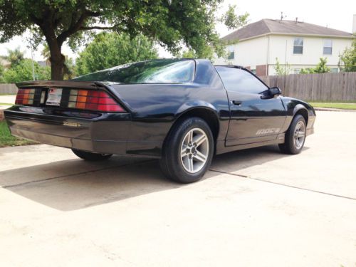 1985 Camaro IROC Z28 - 5.0L - T-top, image 6