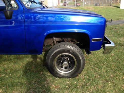 1987 GMC Sierra Classic One Ton 4x4, image 2