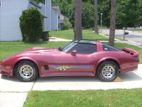 1981 chevrolet corvette base coupe 2-door 5.7l