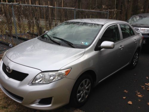 2009 toyota corolla with very low miles