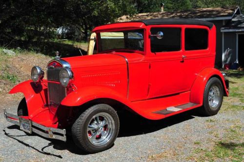 Custom 1931 ford sedan street rod chevy 350/350 ps pb a/c all steel body