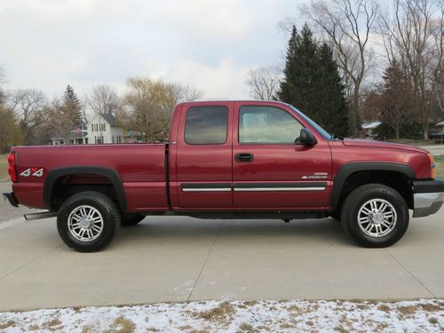 2004 chevrolet silverado 2500hd diesel 4x4 allison one owner clear carfax clean!