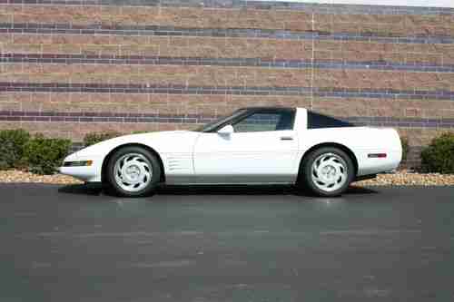 1991 Chevrolet Corvette, image 2