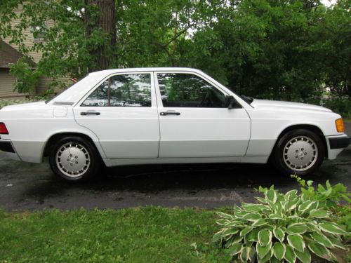 1989 mercedes benz 190e 2.6 white low miles