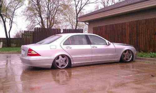 Wrecked mercedes-benz