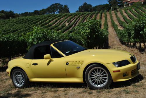 2001 bmw z3 3.0i convertible 2-door 3.0l