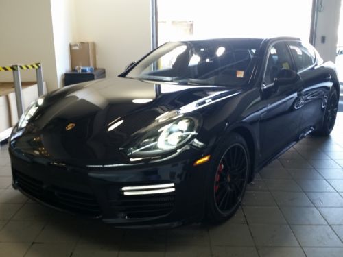 Beautiful black 2014 porsche panamera 8 cylinder no reserve free shipping