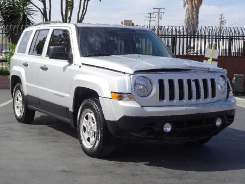 2013 jeep patriot damaged salvage rebuilder low miles economical export welcome!