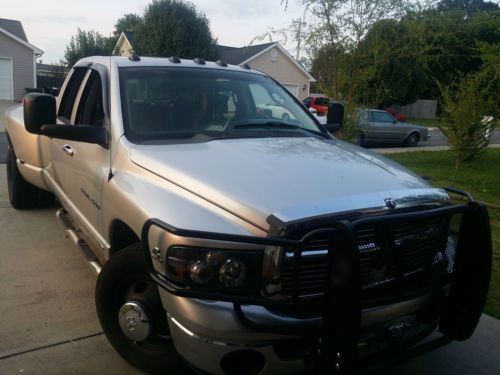 2004 dodge ram 3500 st crew cab pickup 4-door 5.9l