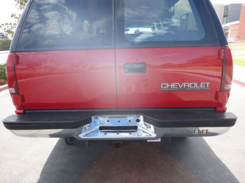1993 CHEVROLET SUBURBAN SILVERADO 2500 - 4X4 ONLY 117K MI CALIFORNIA CAR NO RUST, image 17