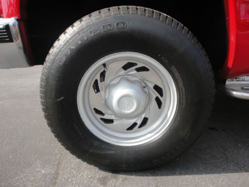1993 CHEVROLET SUBURBAN SILVERADO 2500 - 4X4 ONLY 117K MI CALIFORNIA CAR NO RUST, image 69
