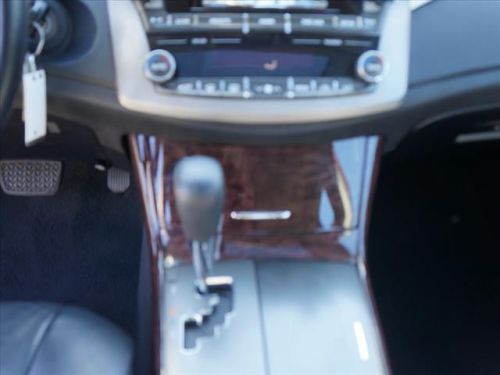 2012 toyota avalon