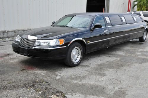 Super clean limousine