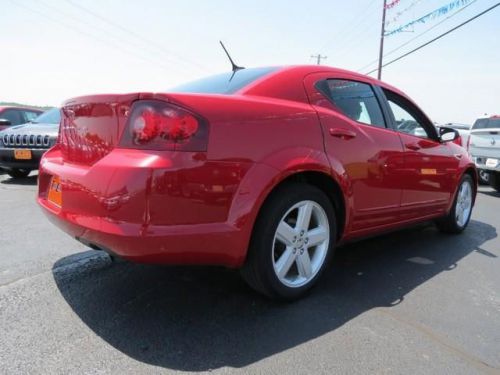 2013 dodge avenger se