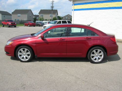 2012 chrysler 200 lx