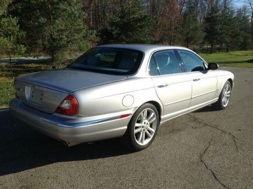 2004 jaguar xjr