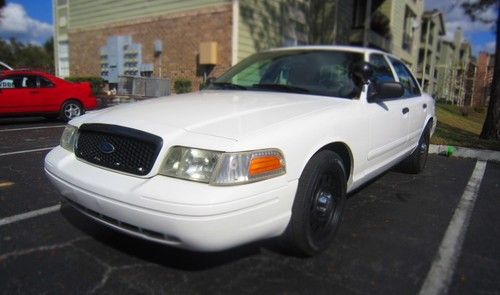 2006 ford crown victoria police interceptor sedan 4-door 4.6l p71