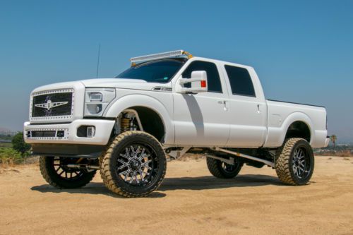 2013 ford f-250 super duty lariat crew cab pickup 4-door 6.7l lifted
