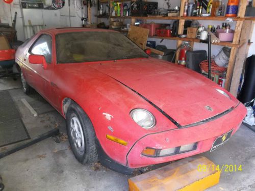 1982 porsche 928 base coupe 2-door 4.5l arizona project car