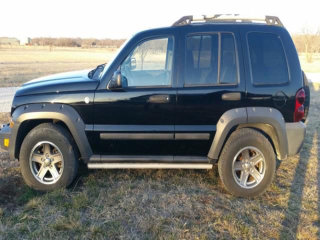 Jeep liberty renegade sport utility 4-door