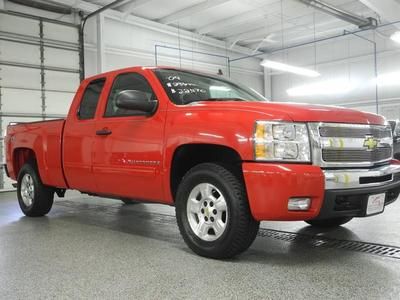 Chevy k1500 pickup truck, z71 4x4, remote start, bedliner, extended cab 5.3l v8!