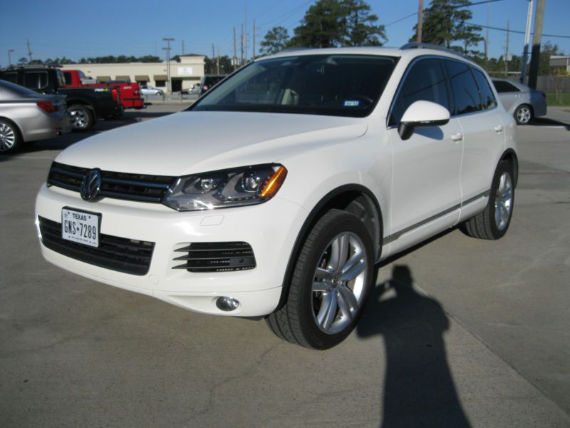 2011 volkswagen touareg tdi sport utility 4-door