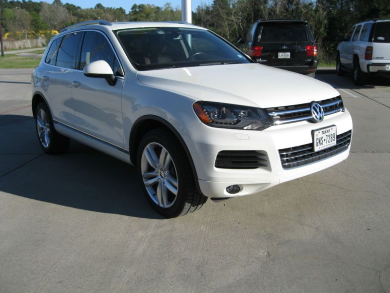 2011 Volkswagen Touareg TDI Sport Utility 4-Door, US $14,300.00, image 2