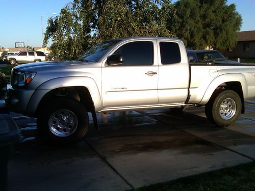 2008 toyota tacoma trd off road pkg w/ tow pkg