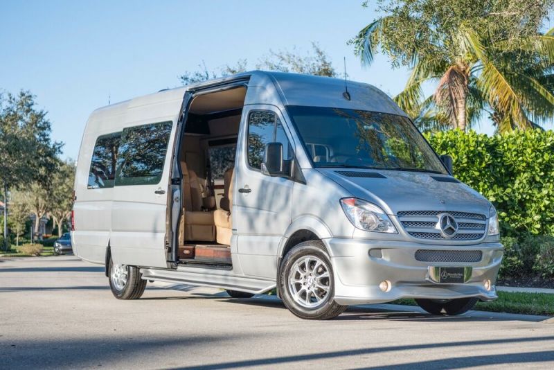 2011 mercedes-benz sprinter midwest conversion executive